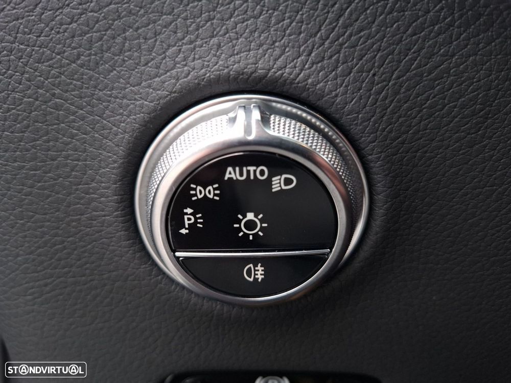 Mercedes-Benz GLC 300 de Coupe 4Matic - 20