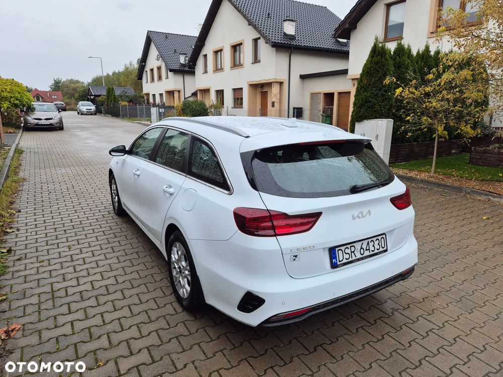 Kia Ceed 1.5 T-GDI M - 4