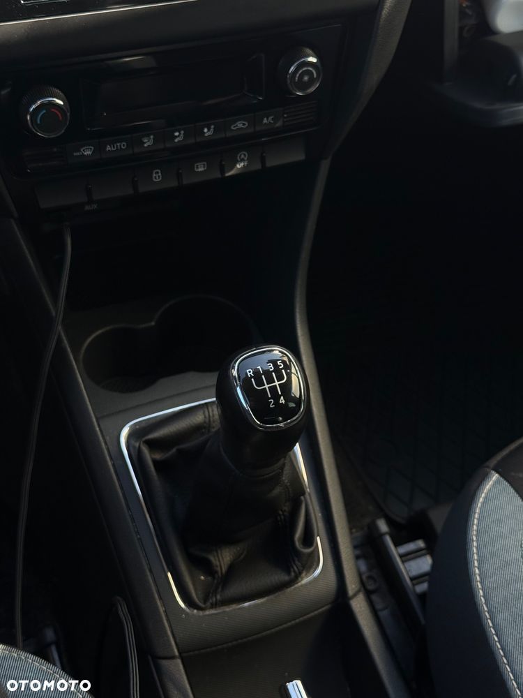 Skoda RAPID 1.2 TSI Ambition - 10