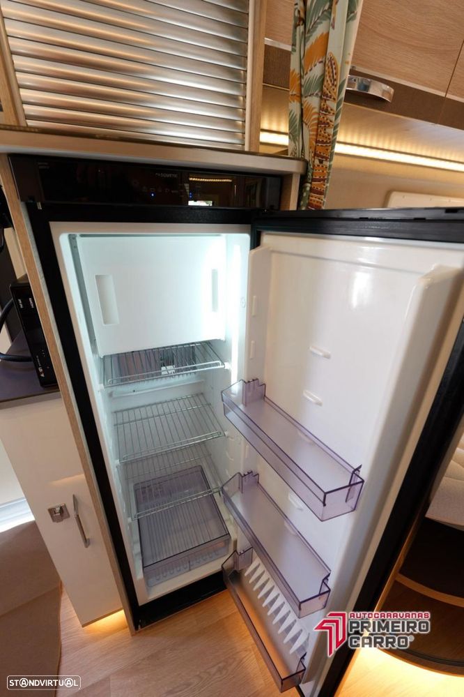 Rapido Van V62 cama francesa - 7