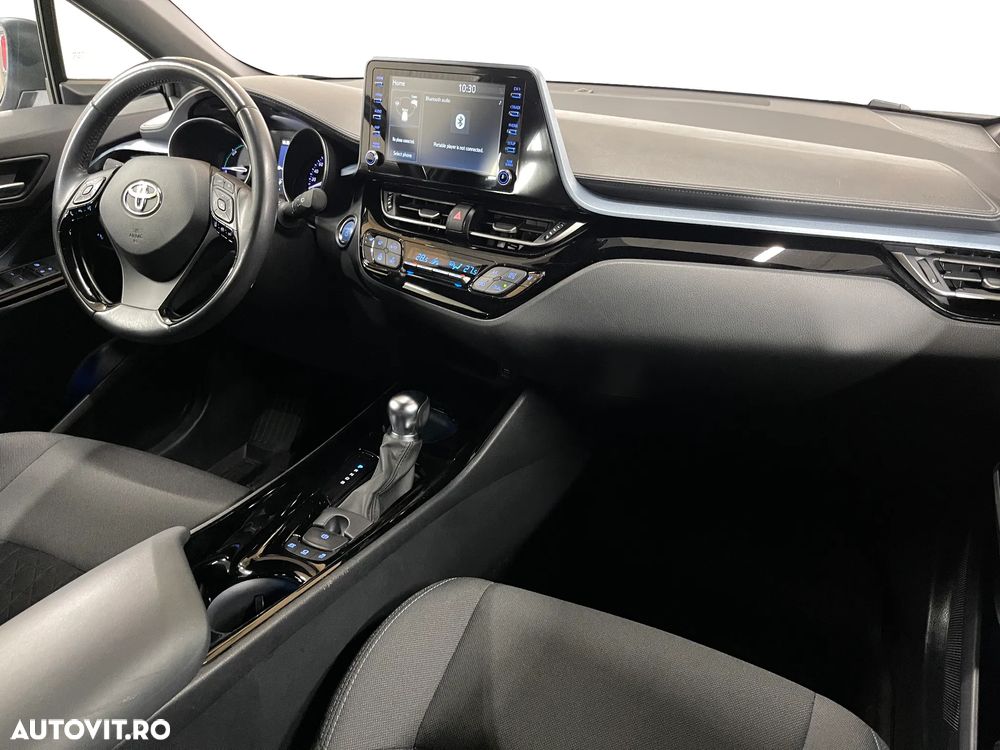 Toyota C-HR 1.8 HSD 122 CP 4x2 CVT Cult - 8