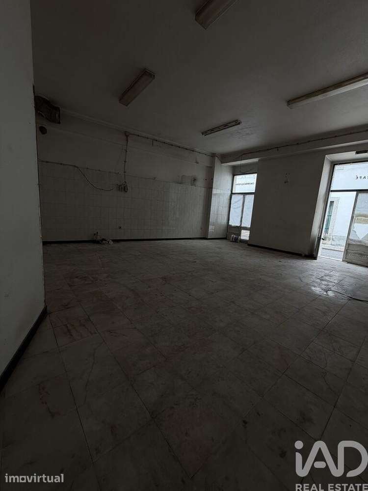 Loja / Estabelecimento Comercial em Santa Maria, São Pedro E Matacães - Grande imagem: 4/4