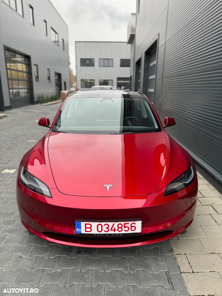 Tesla Model 3 AWD Long Range - 1