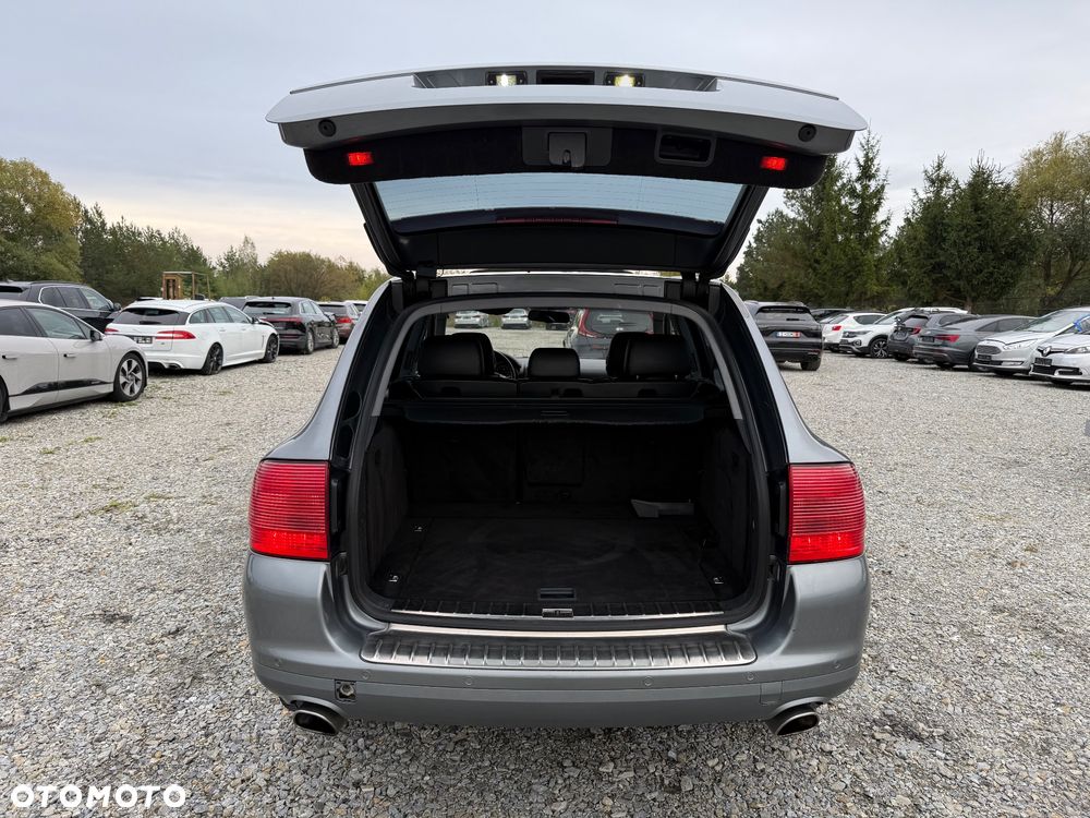 Porsche Cayenne S Tiptronic - 30