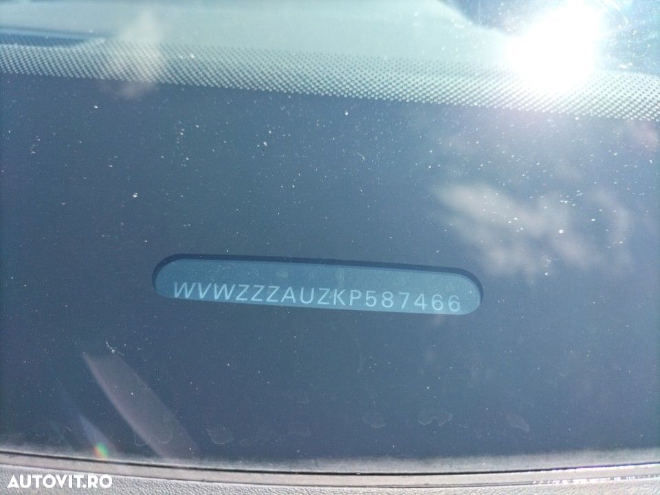 Volkswagen Golf - 19