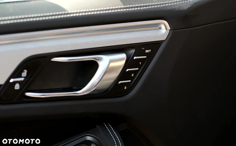 Porsche Macan T PDK - 18