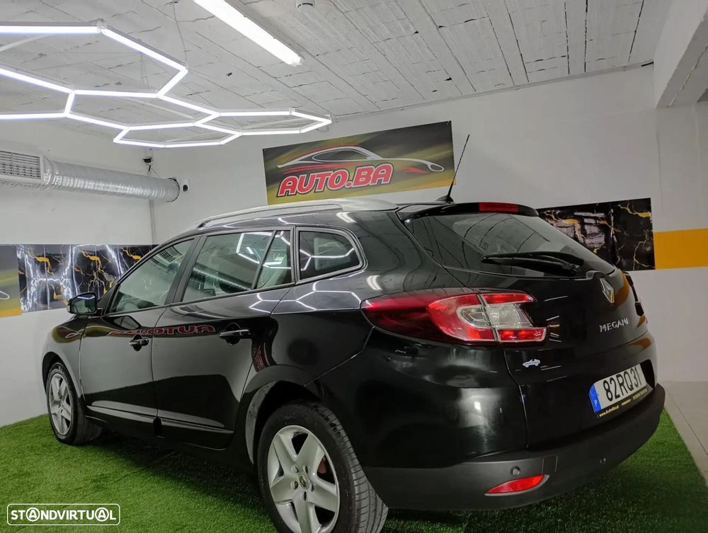 Renault Mégane Sport Tourer - 21