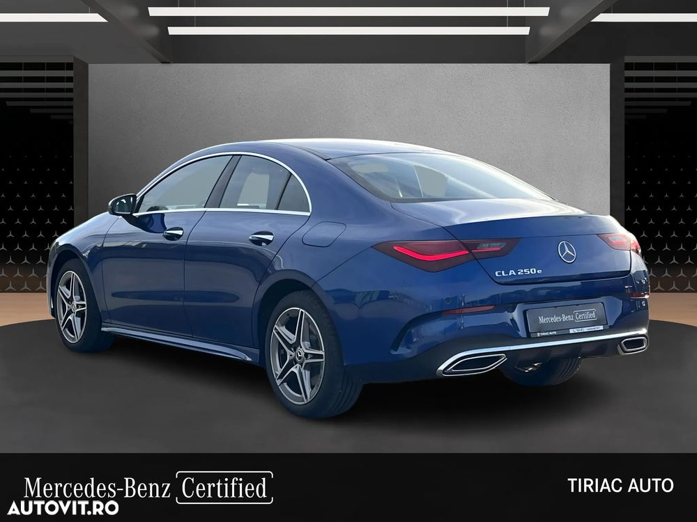 Mercedes-Benz CLA - 4