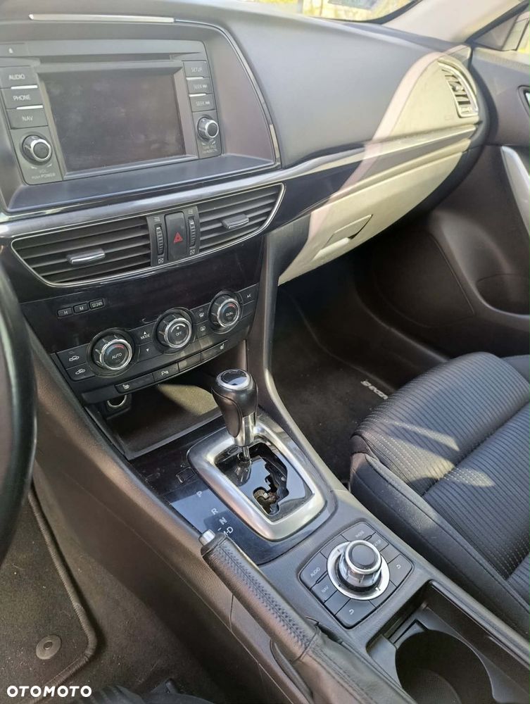 Mazda 6 - 8