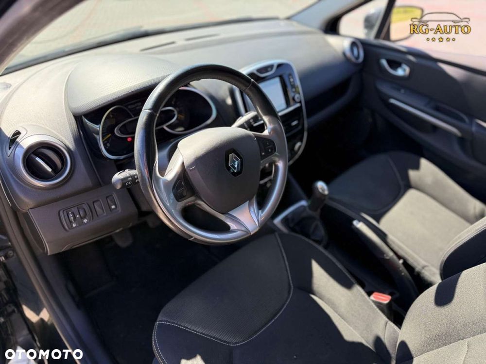 Renault Clio - 37