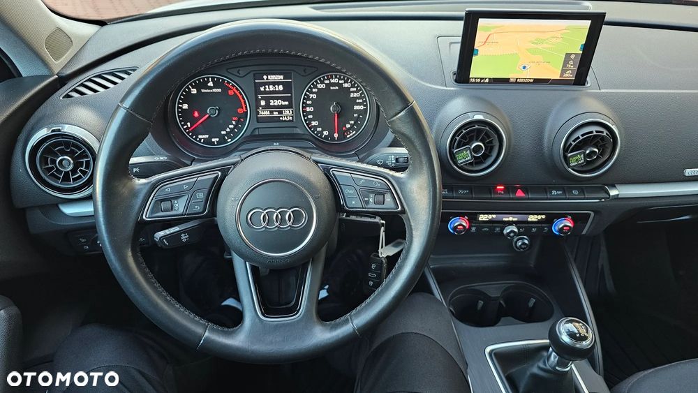 Audi A3 Sportback 30 TDI design - 8