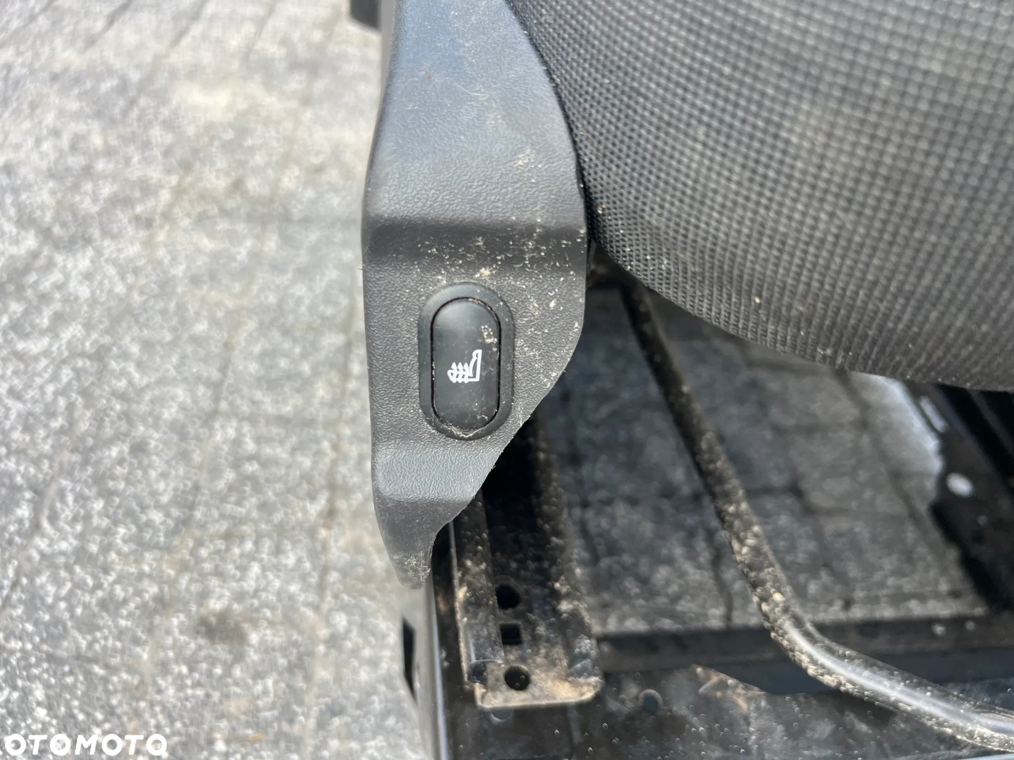 FOTEL KIEROWCY FORD TRANSIT MK8 PODGRZEWANY - 7