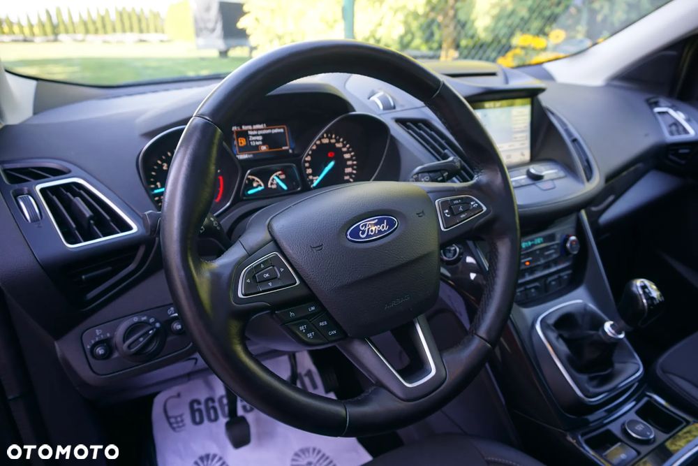 Ford Kuga - 14