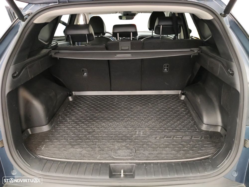 Hyundai Tucson 1.6 CRDi Vanguard DCT - 16