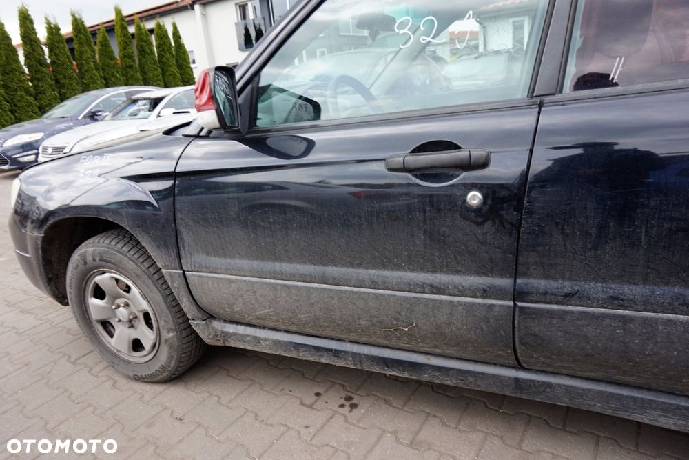 DRZWI PRZEDNIE LEWE FORESTER II SG 32J  CZARNY SUBARU 2002-2006 - 4