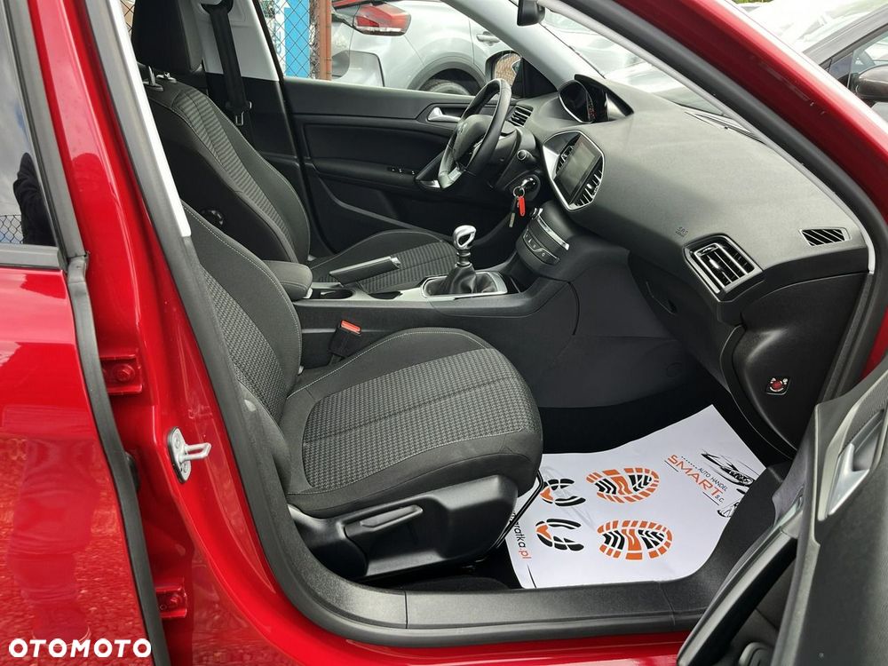 Peugeot 308 1.2 PureTech Active Pack S&S - 29