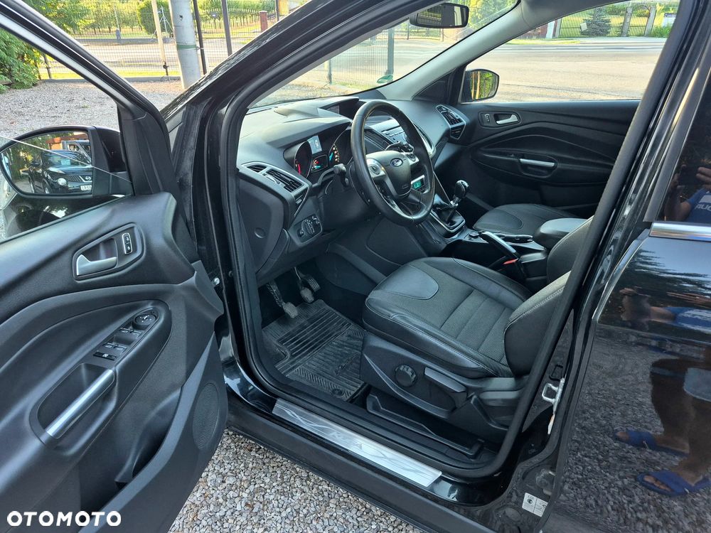 Ford Kuga 2.0 TDCi 4x4 Titanium - 14