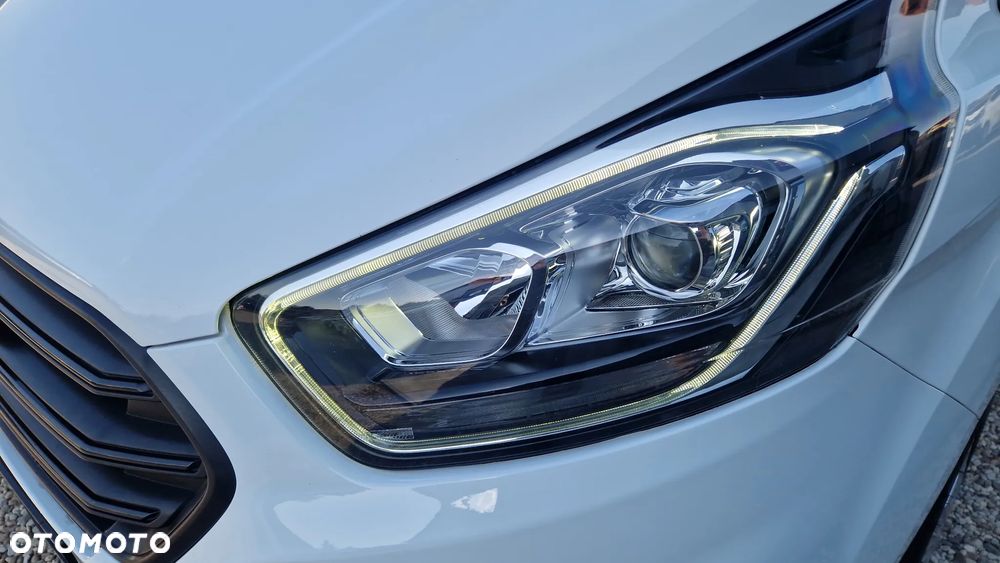 Ford TRANSIT CUSTOM - 29