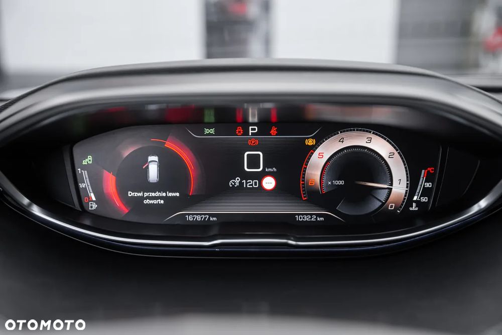 Peugeot 5008 BlueHDi 130 EAT8 Allure Pack - 22