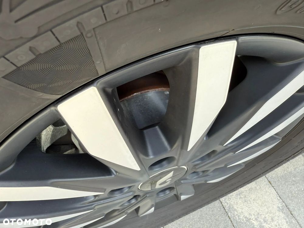 Adria Supersonic 890 LC - 33