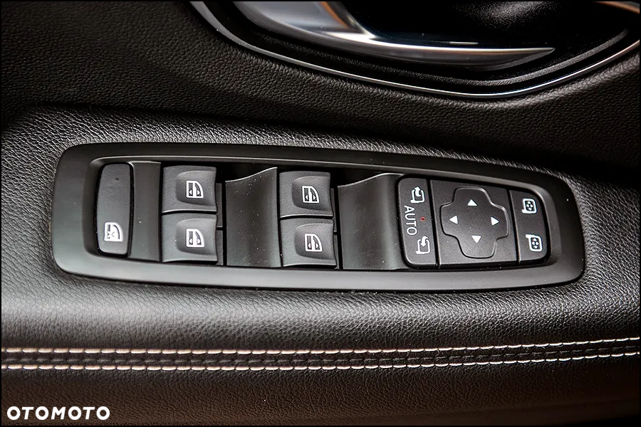 Renault Scenic ENERGY TCe 115 LIMITED - 29