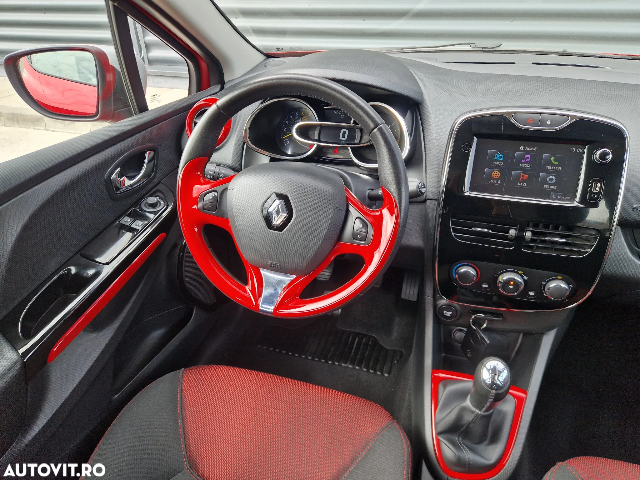 Renault Clio (Energy) TCe 90 Bose Edition - 9