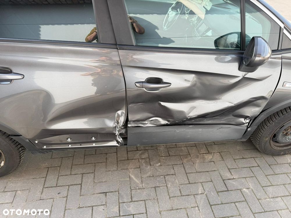 Opel Crossland X - 11