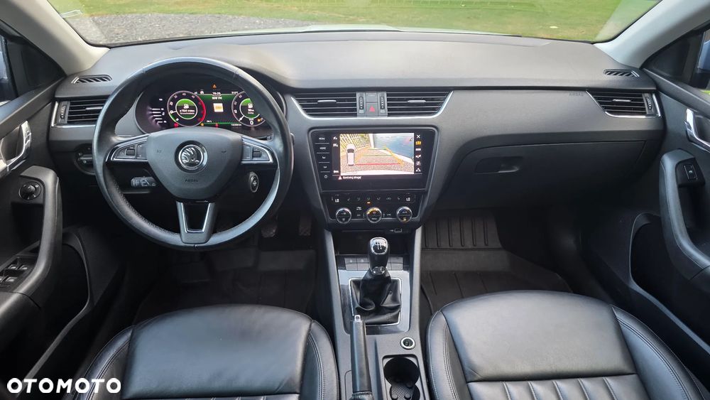 Skoda Octavia 1.6 TDI SCR Business - 9