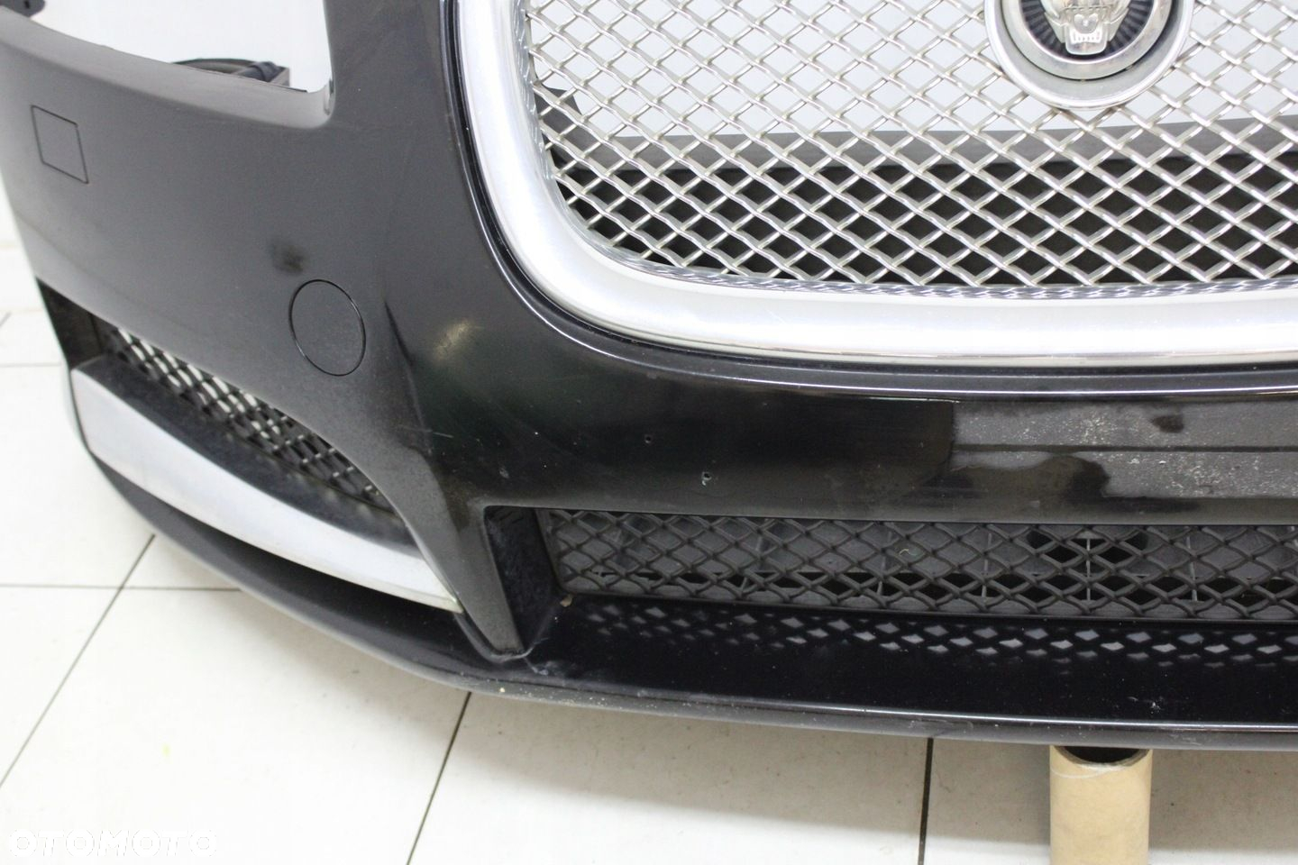JAGUAR XF LIFT 2011R- ZDERZAK PRZÓD PRZEDNI XENON JBC - KOD LAKIERU - 9
