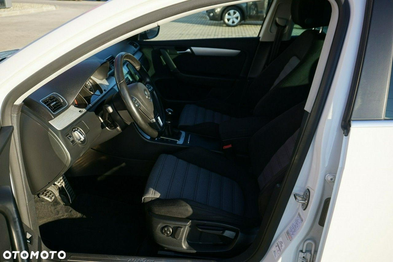 Volkswagen Passat Alltrack 2.0 TDI 4Mot - 11