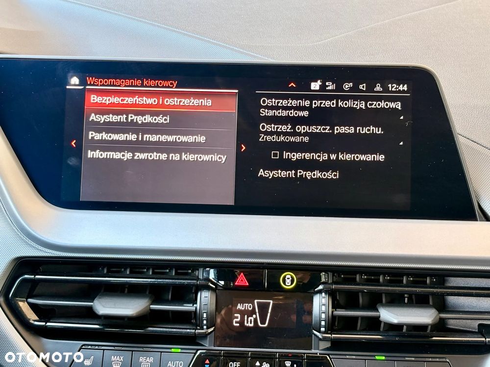 BMW Seria 1 118i Advantage - 23