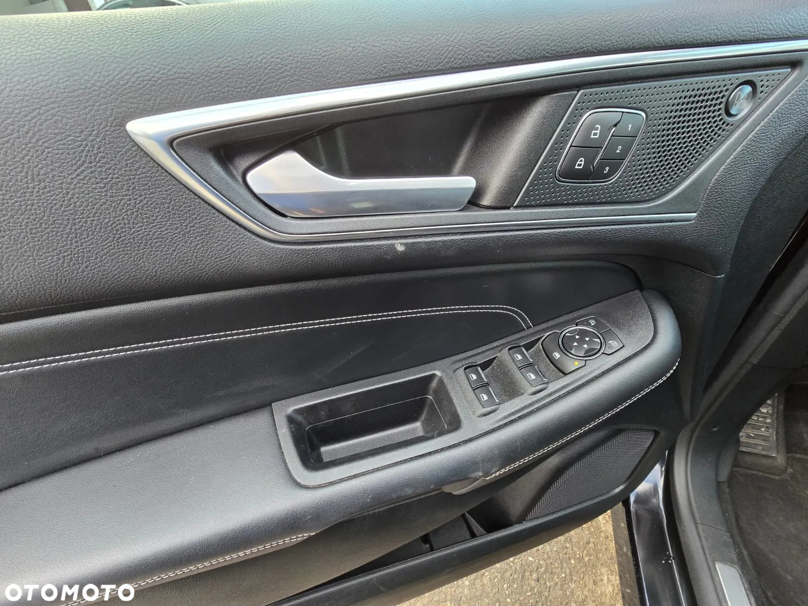 Ford Edge - 17