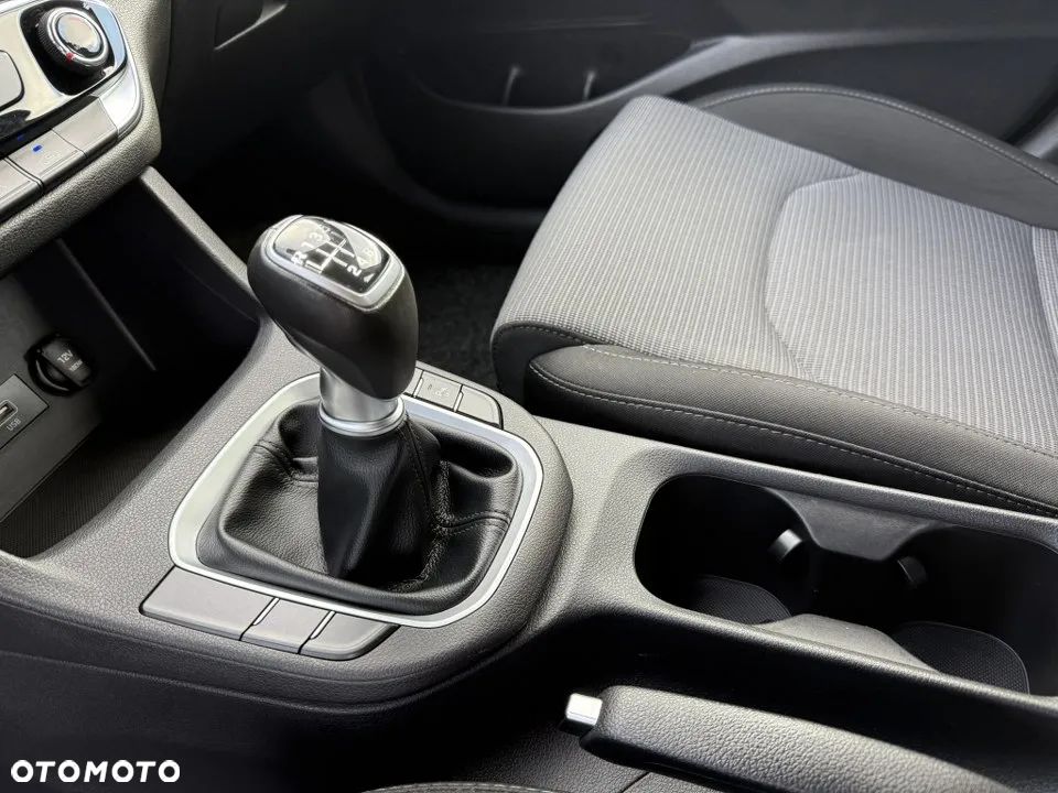 Hyundai i30 1.5 DPI Comfort - 25