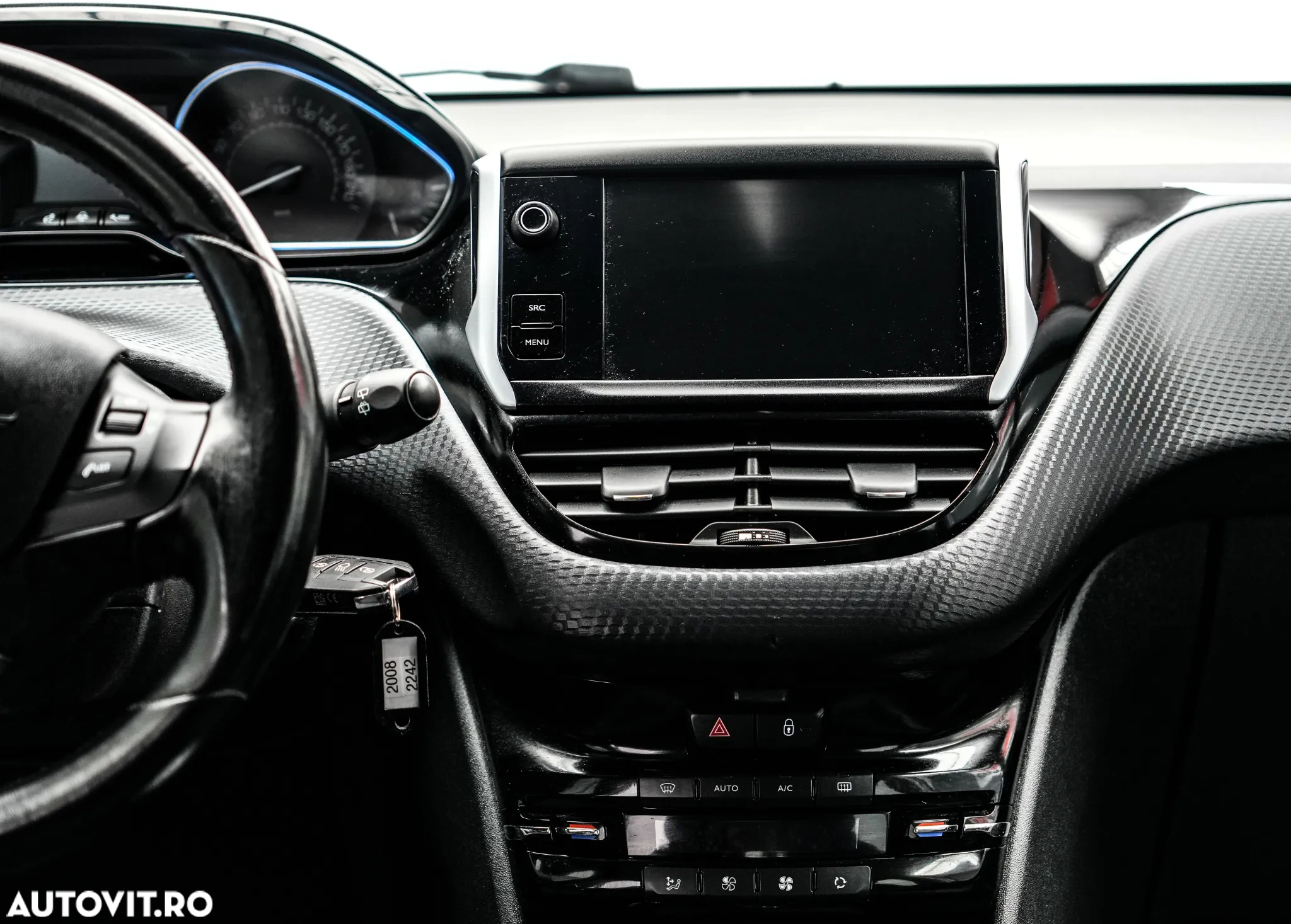 Peugeot 2008 1.2 PureTech Turbo EAT6 S&S Allure - 19