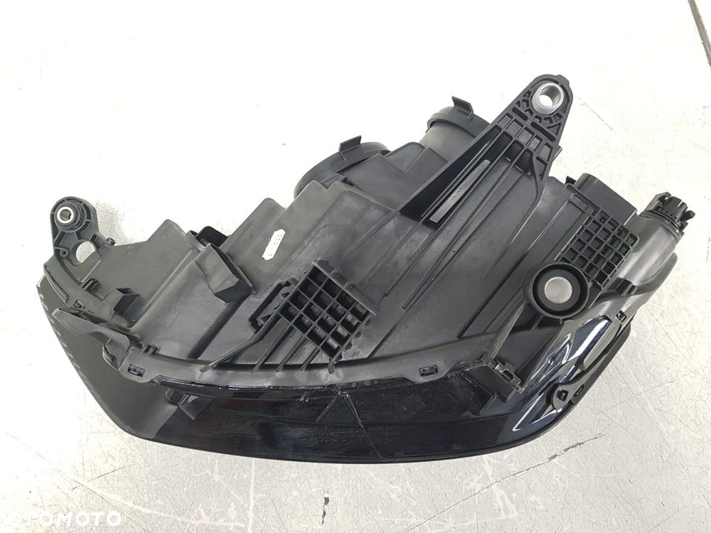 AUDI A1 II 82A 19-24 LAMPA PRAWA PRZEDNIA PRZÓD ZWYKŁA REFLEKTOR 82A941004 EUROPA - 9
