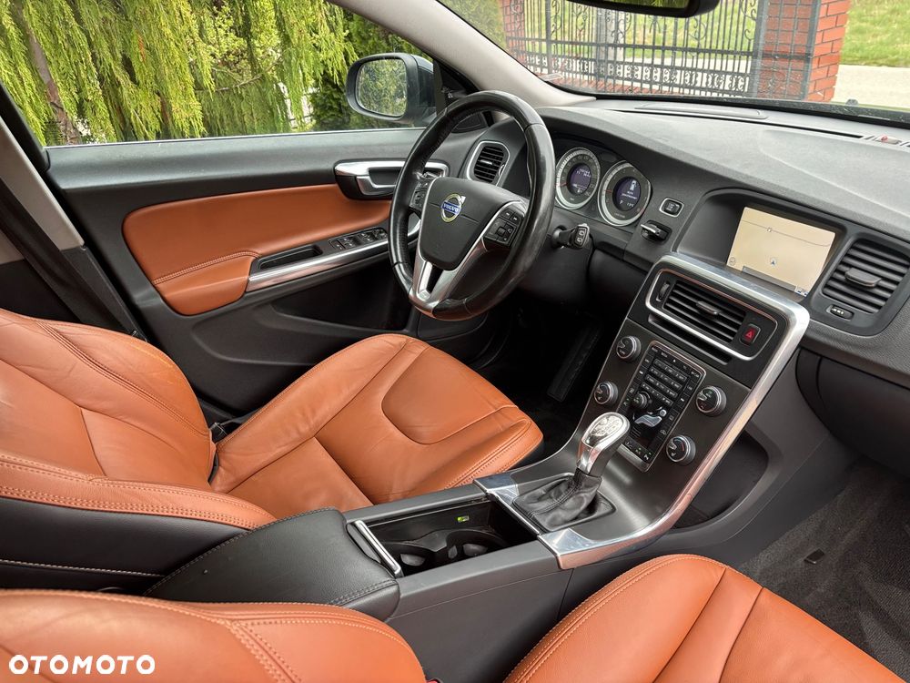 Volvo V60 T5 Summum - 7