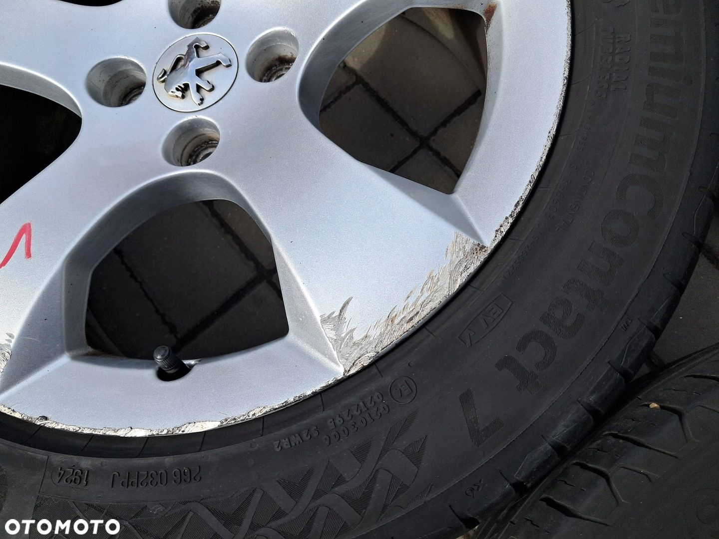Peugeot 3008 I FELGI Aluminiowe 17" 4x108 ET29 opony 225/50R17 - 14