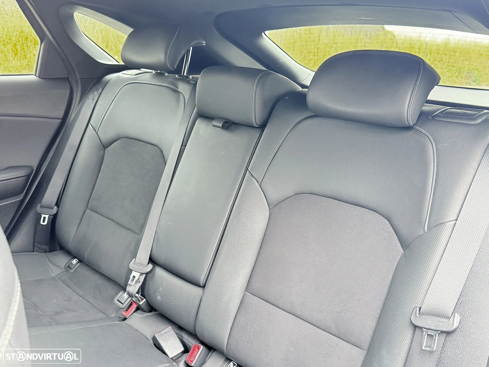 Kia ProCeed 1.6 CRDi GT Line+SRF 7DCT - 34