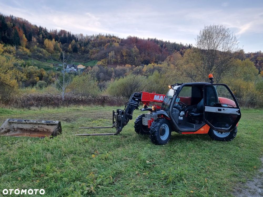 Manitou 523 MonoUltra Ładowarka teleskopowa 5m 2,3 tony Posuw wideł Hydr. łyżka Klima 2x kamera PERKINS z Komuny Norweskiej! Jak Nowa 3136 mtg Zero luzów wycieków SERWISY DEKRA - 6