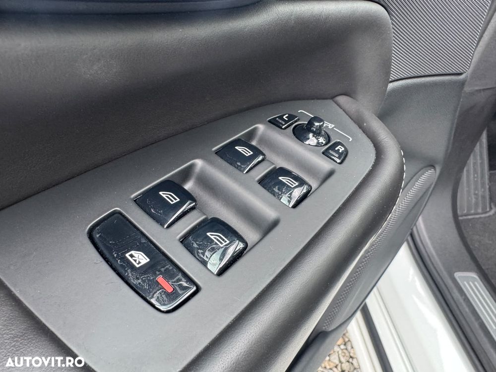 Volvo XC 90 T8 AWD Recharge Geartronic Inscription Edition - 23