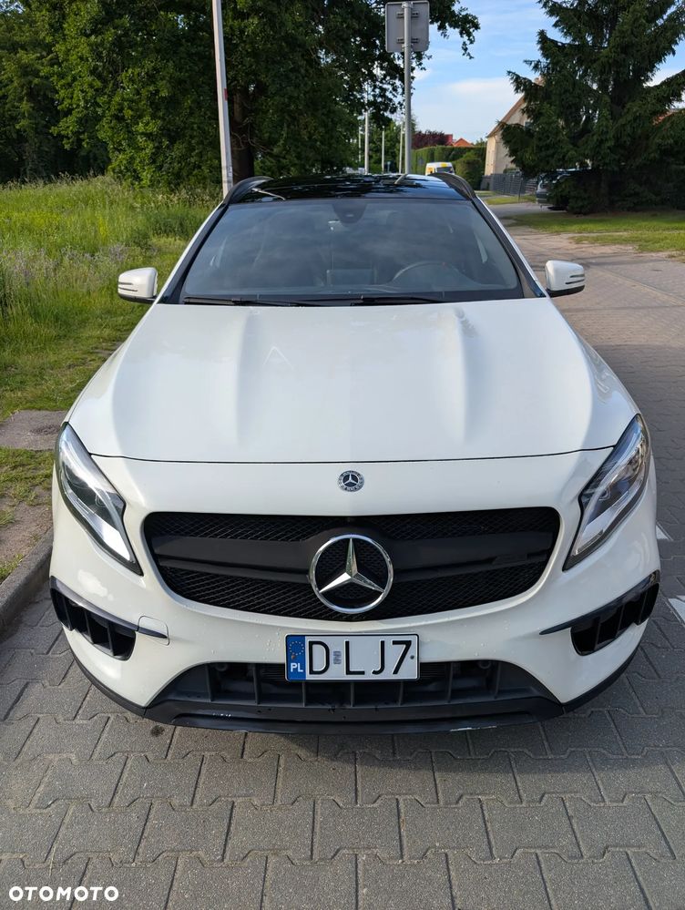 Mercedes-Benz GLA AMG 45 4Matic AMG Speedshift 7G-DCT - 27