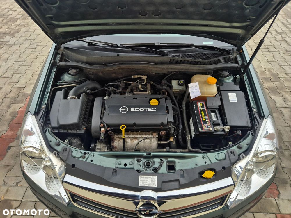 Opel Astra 1.6 Enjoy - 26