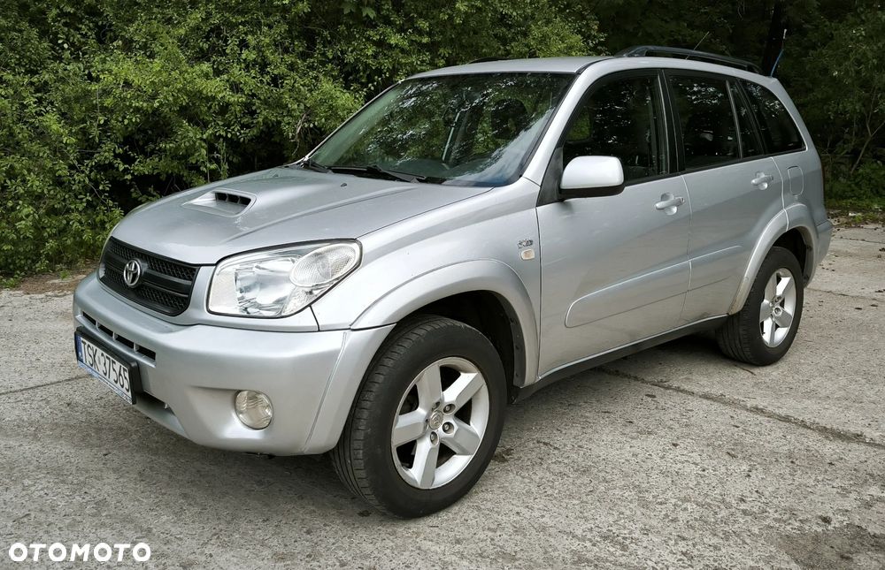 Toyota RAV4 2.0 D-4D 4x4 - 2