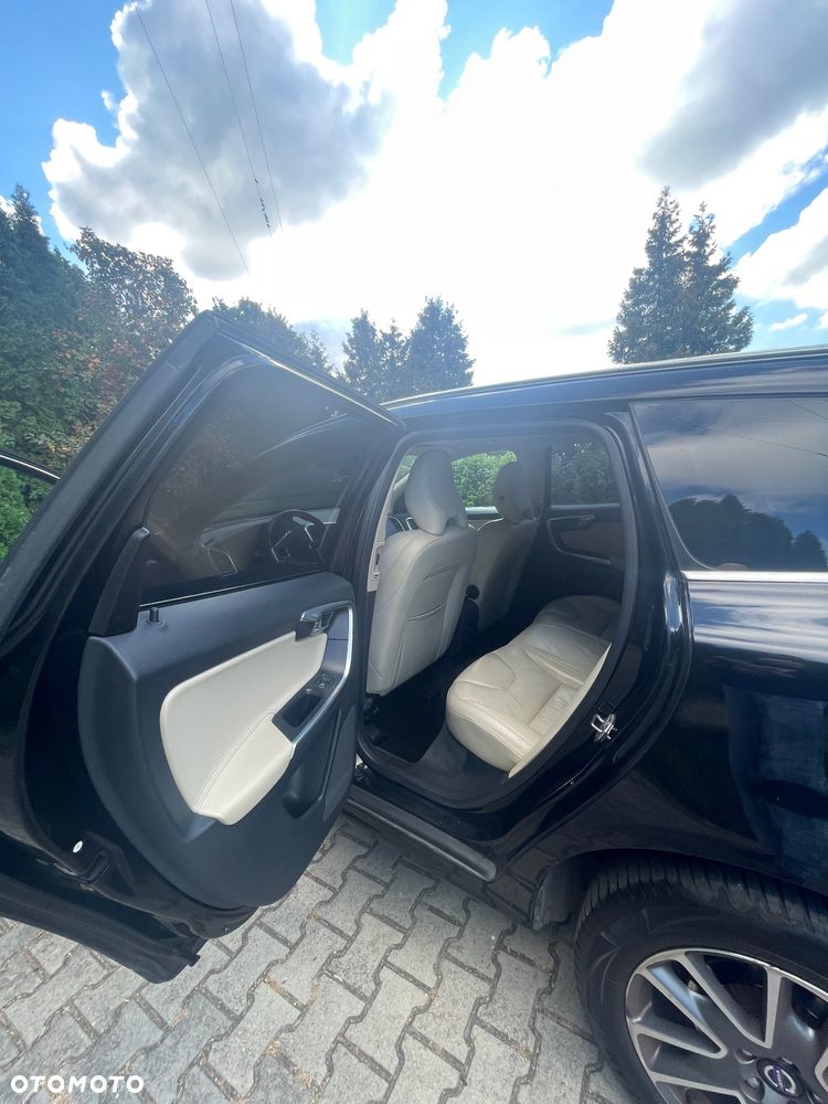 Volvo XC 60 D5 AWD Summum - 7