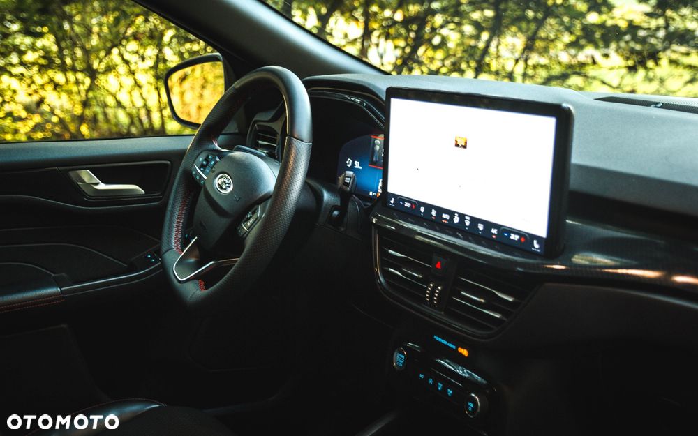 Ford Escape 2.0 EcoBoost AWD Titanium - 6