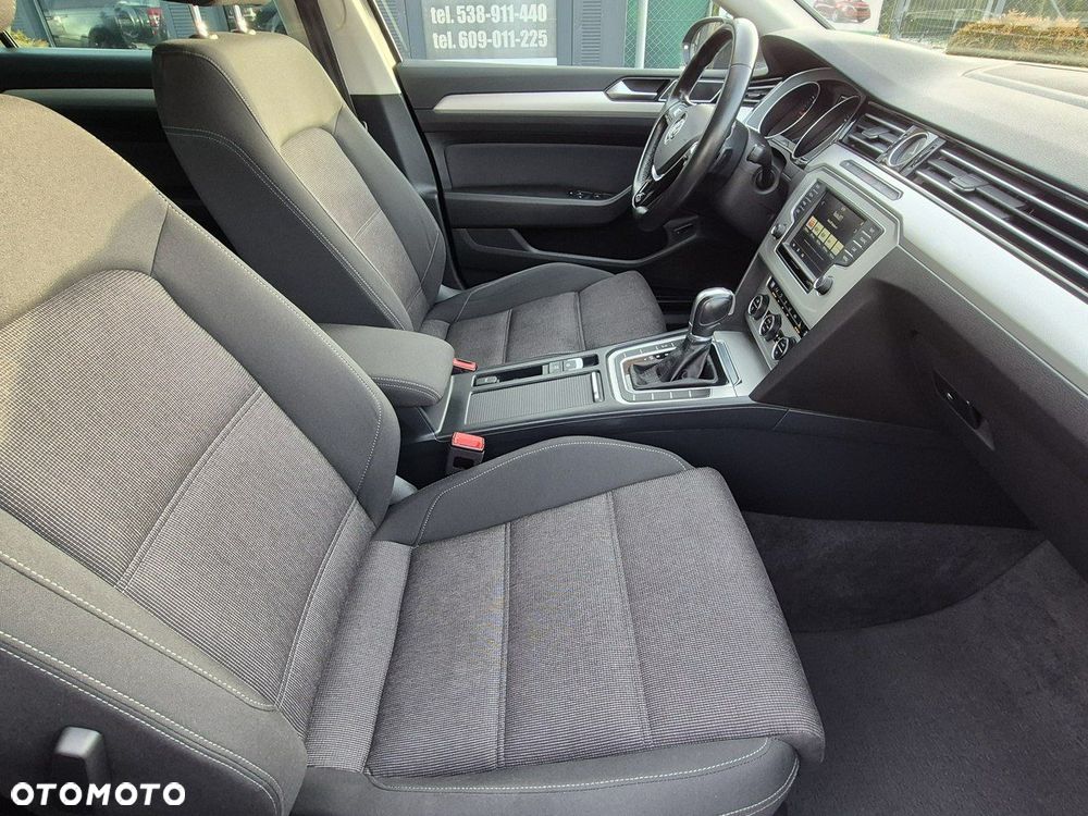Volkswagen Passat Variant - 5