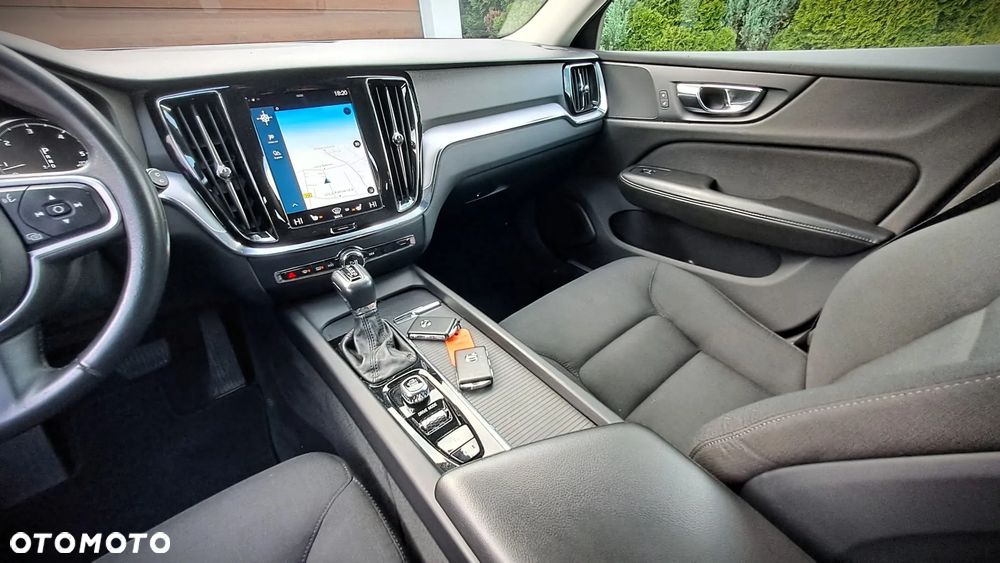 Volvo V60 D4 Geartronic Momentum - 7