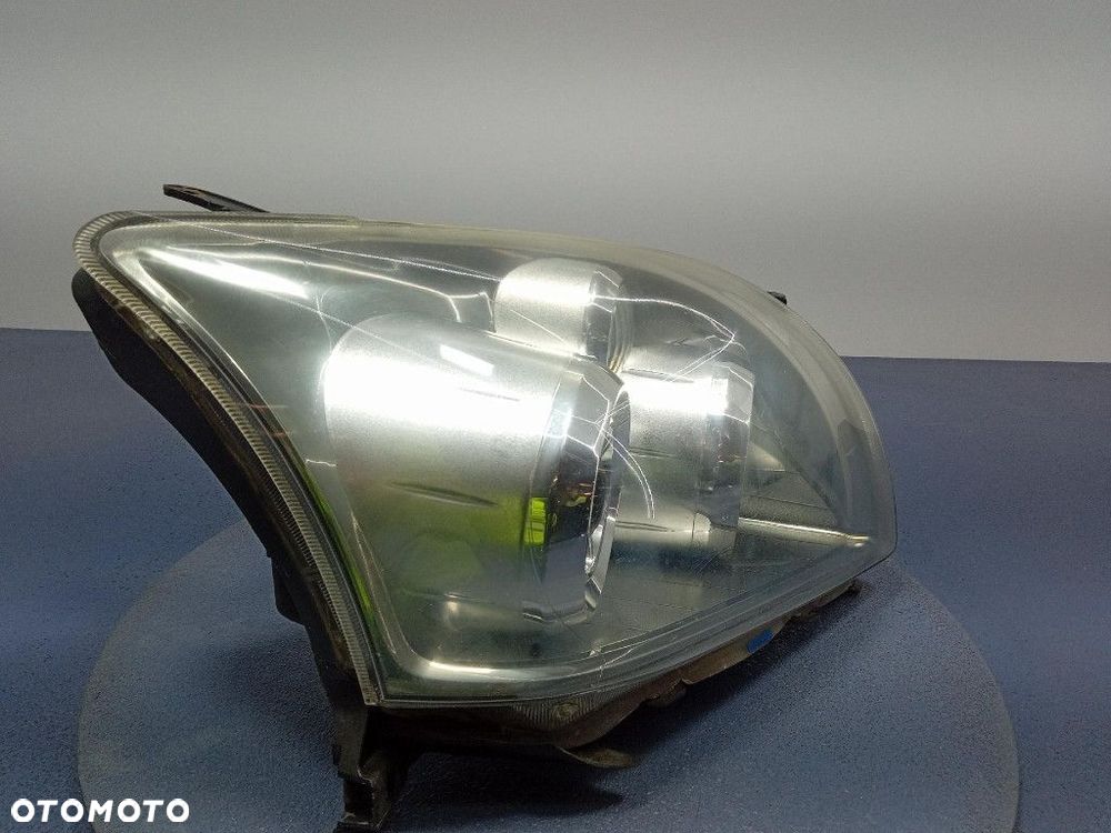 TOYOTA AVENSIS II T25 LIFT 06- REFLEKTOR PRAWY PRZÓD XENON EU KOITO 35-109 - 2