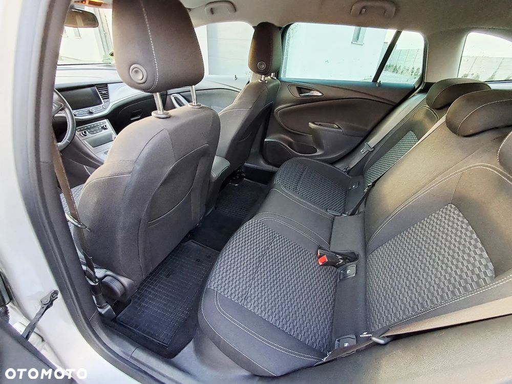 Opel Astra V 1.4 T Enjoy - 23