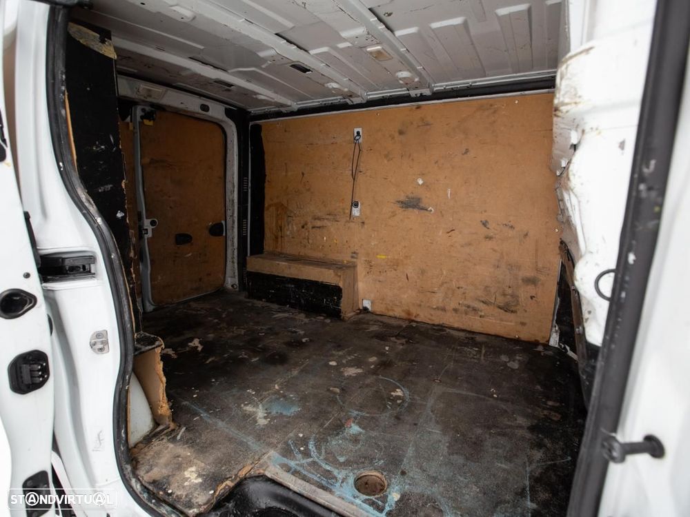 Renault Trafic - 8